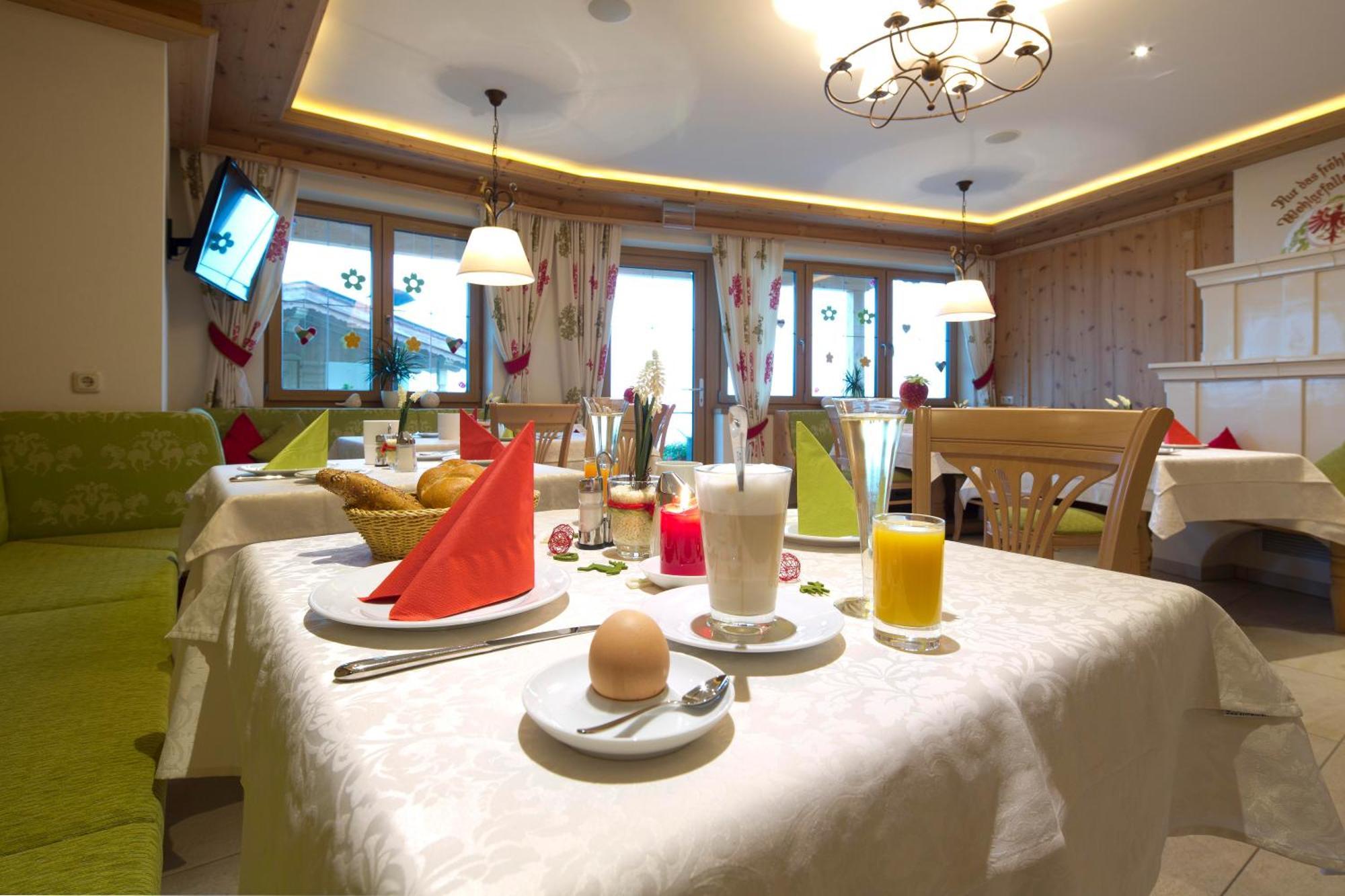 Hotel Garni Bavaria Ellmau Buitenkant foto